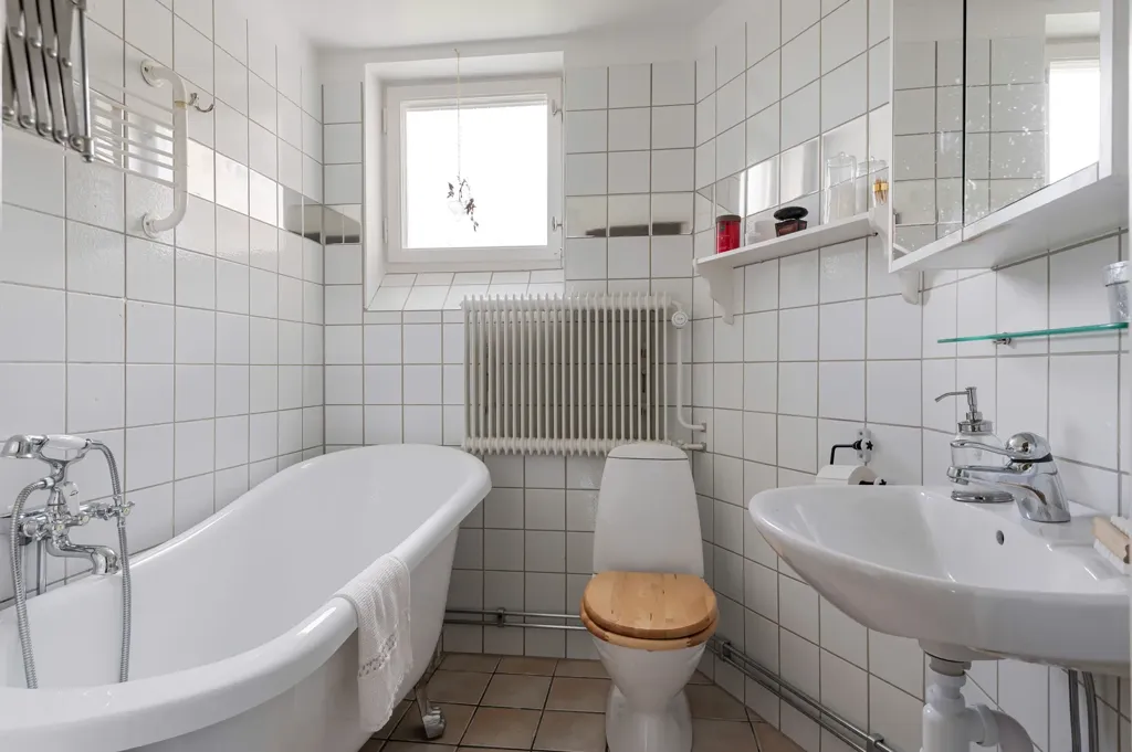 Vannitoad - Two-Room Apartment with Private Terrace in Östergötland