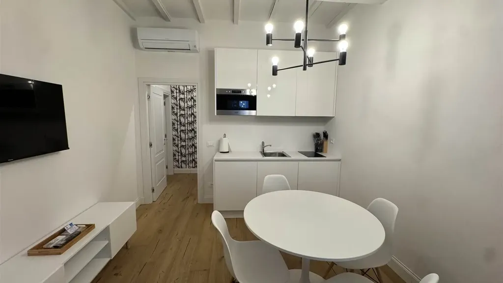 Salle à manger - Refurbished Flat with Bus Stop in Florence