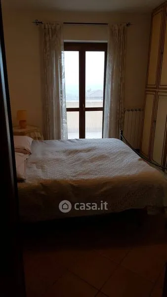 Camere da letto - Attico ammobiliato con terrazzo a Narni