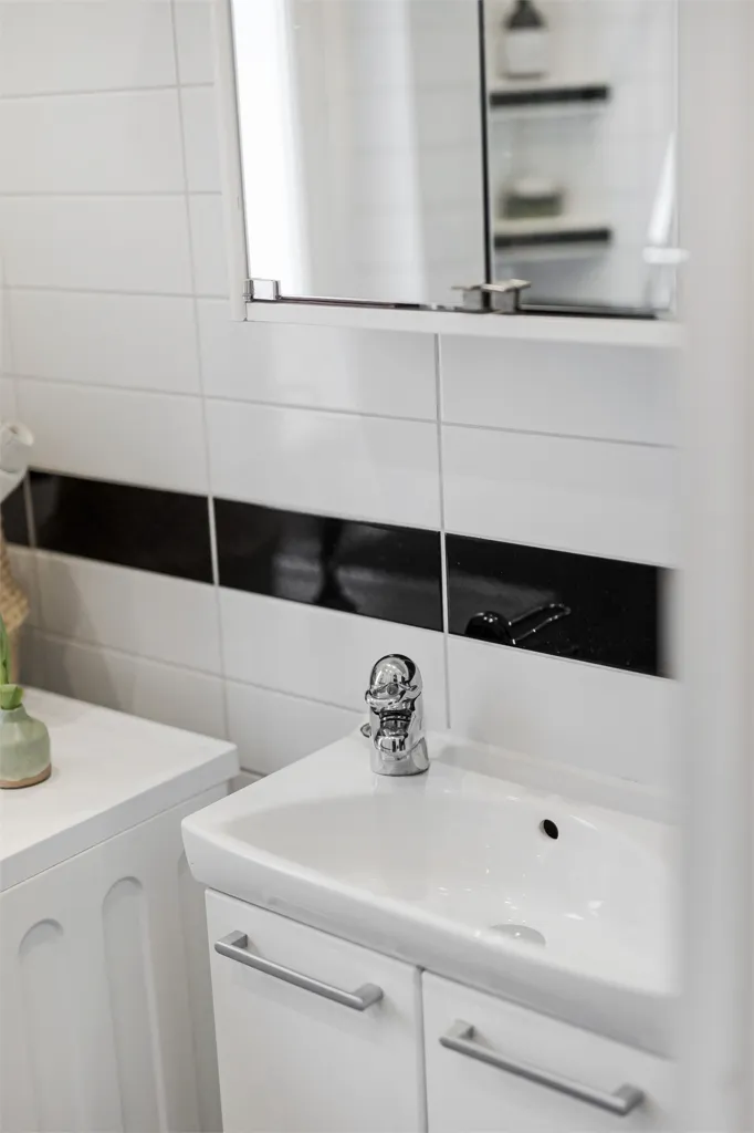 Salles de bain - Apartment with Balcony on Sveaplan, Eskilstuna