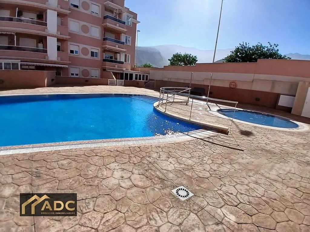 Piscina - Ático con terraza y piscina en Güímar