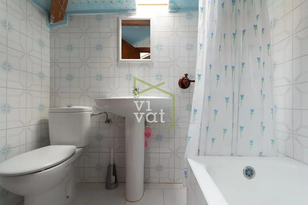 Bagni - Luxury Villa with Garden in Luanco