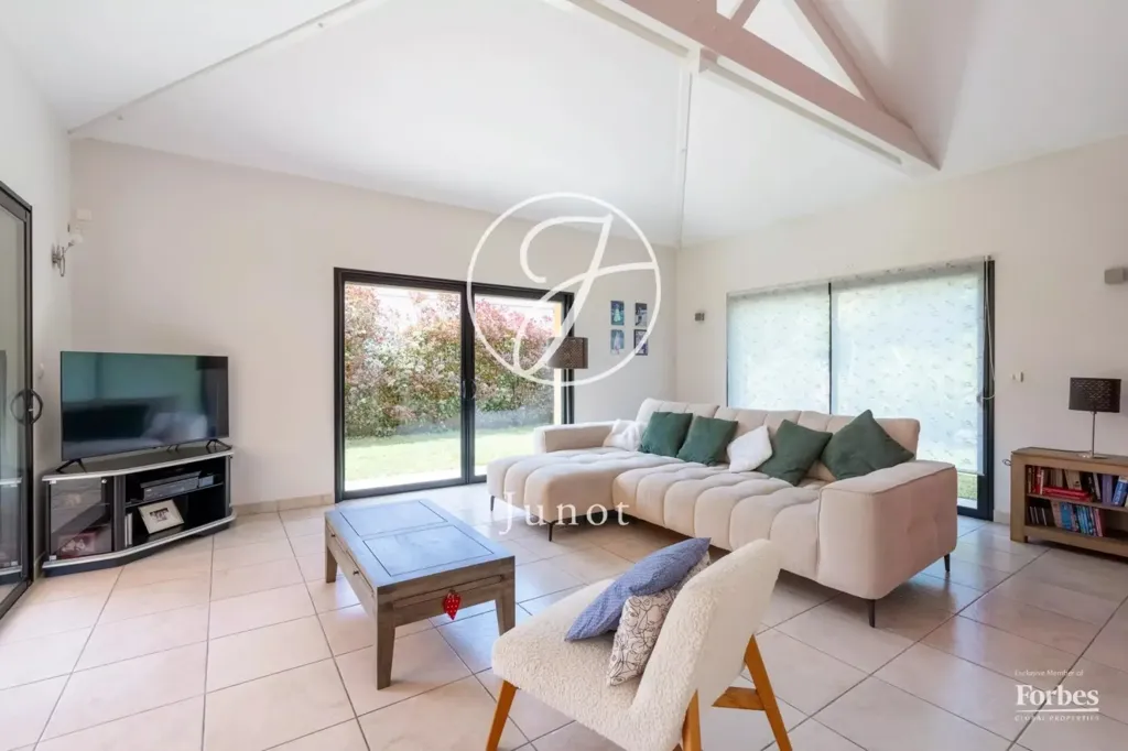Séjour - Maison 6 pièces à Vertou