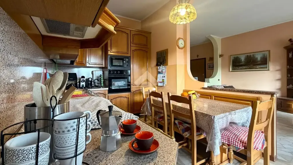 Salle à manger - Apartment with Terraces in Carvico