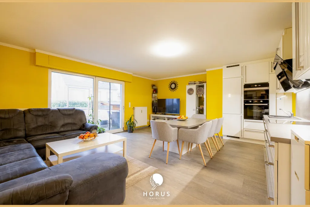 Séjour - Appartement 4 Chambres avec Jardin à Kehlen