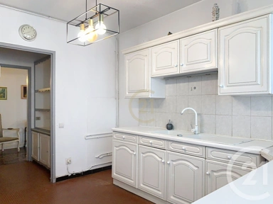 Cucina - Apartment with City View in Perpignan Centre