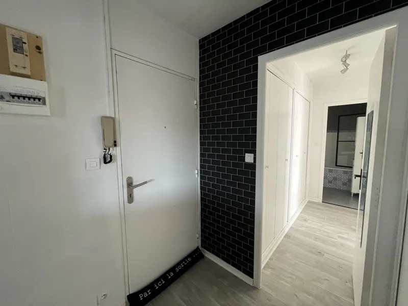 Ingresso - Renovated Flat with Balcony in Quimper