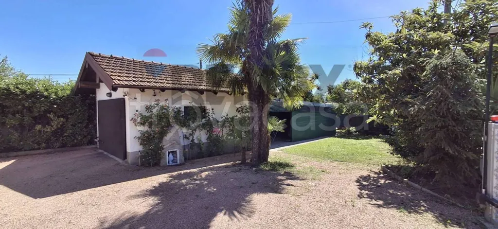 Esterno - Single-Level Villa with Private Garden in Paruzzaro