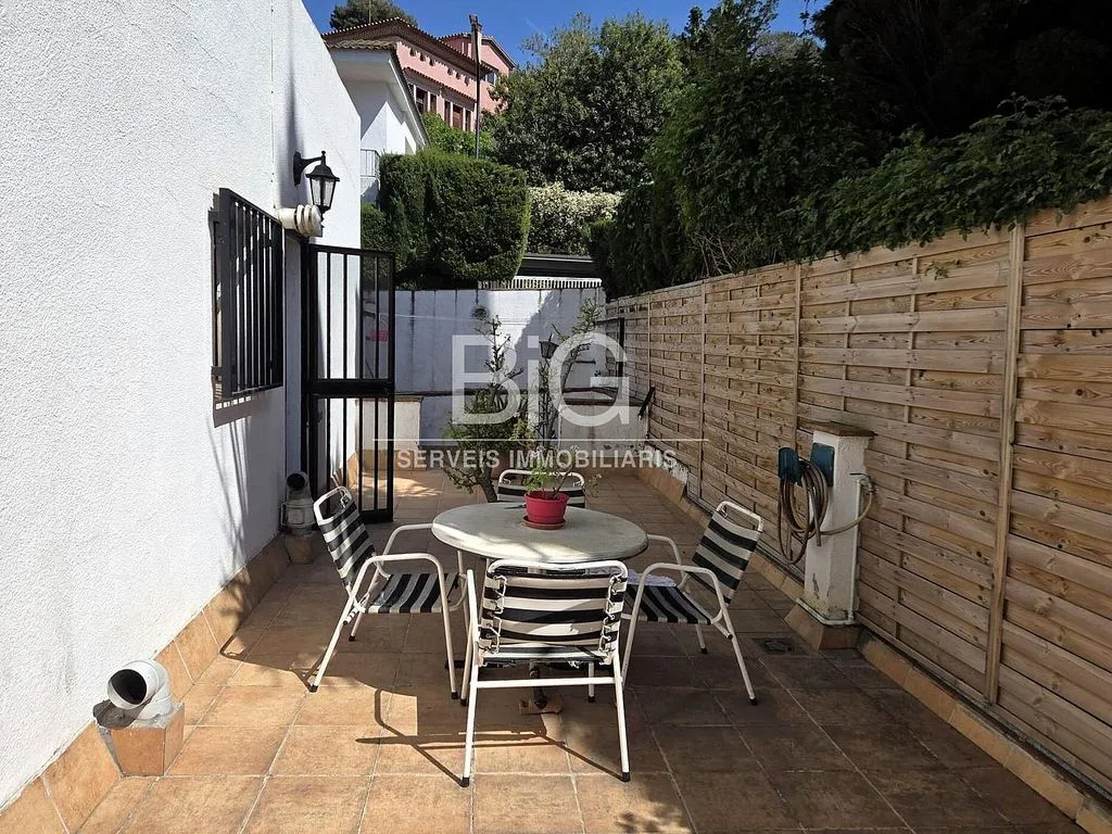 Terrass - Chalet with Pool and Terrace in Mataró
