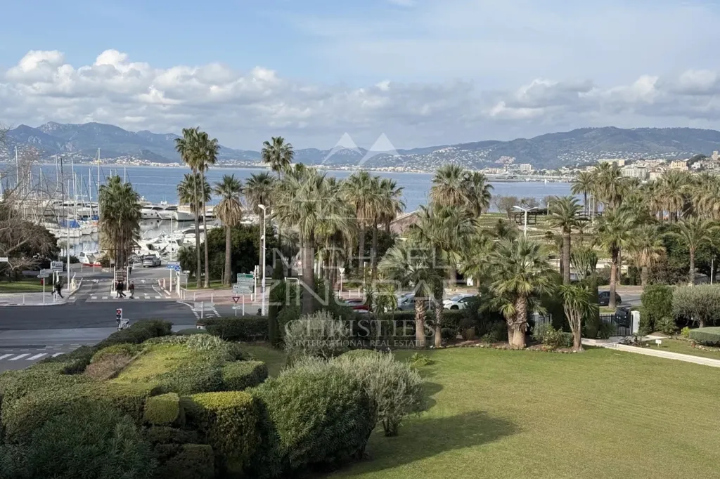 Appartement avec Terrasse sur la Croisette