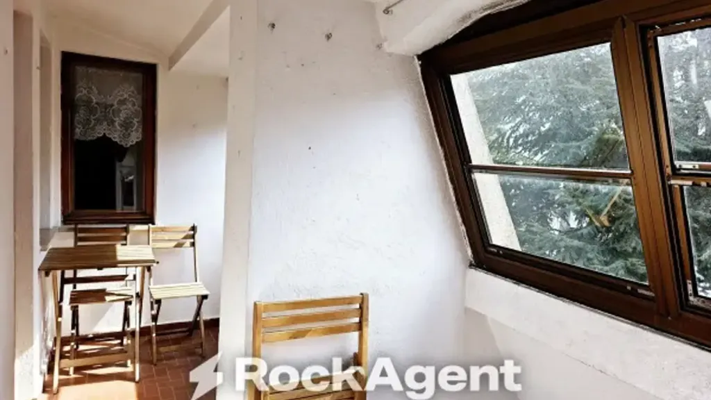 Rõdu - Spacious Apartment with Balcony in Bardonecchia
