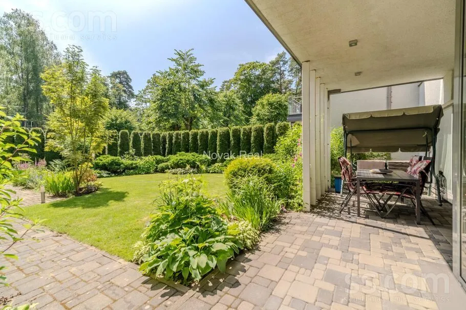 Jardin - Seafront Apartment with Summer House in Dzintari