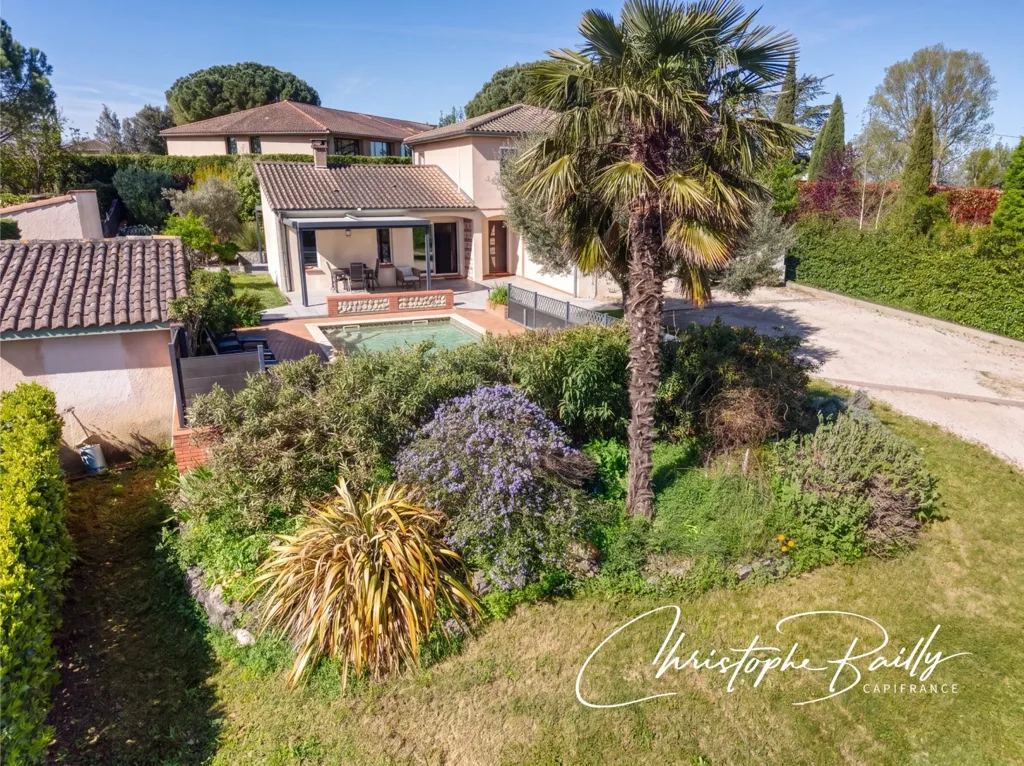 Õhuvaade - Family House with Pool in Venerque