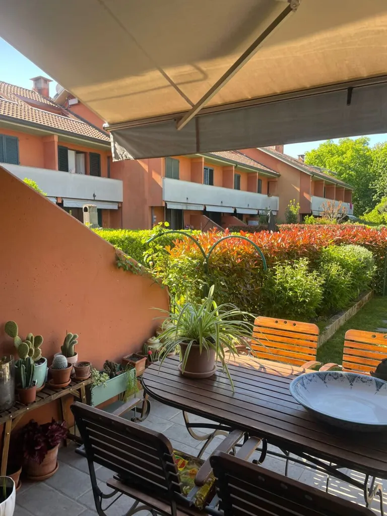 Terrazza - Semi-detached Villa with Private Garden in San Fermo