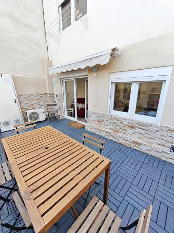 Terrass - Ample 2-Bedroom Flat with Terrace in Morvedre