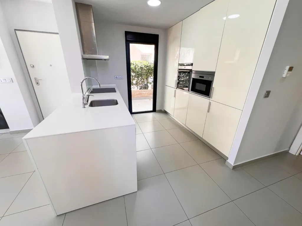 Cuisine - Contemporary Villa with Pool in Rojales