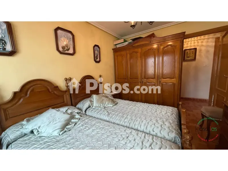 Magamistoad - Apartment with Balcony in Aller