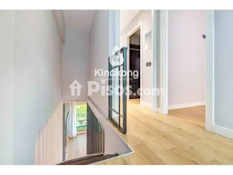 Entrée - Contemporary Loft with Terrace in Simancas