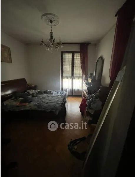 Magamistoad - Triplex with Balcony in Rovasenda