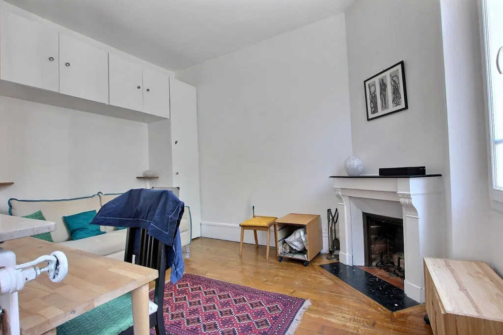 Soggiorno - Charming Flat with Double Exposure in Pantin