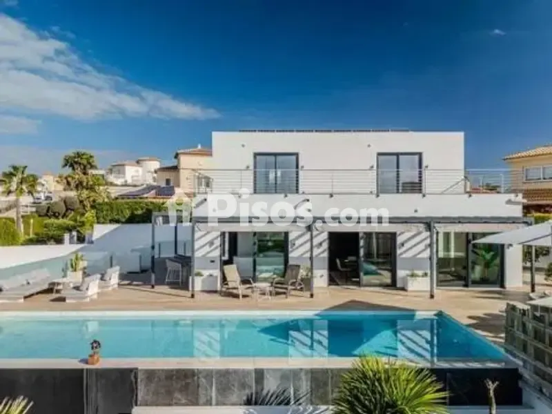 Piscine - Modern Villa with Panoramic Views in Calpe