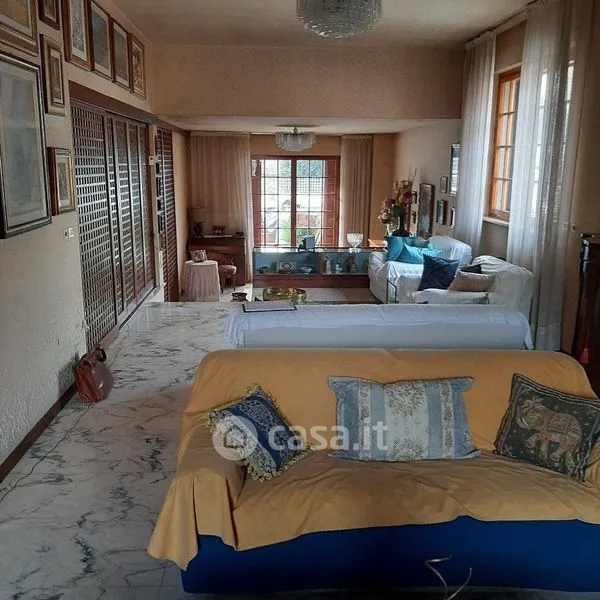 Soggiorno - Villa with Pool in Vercelli