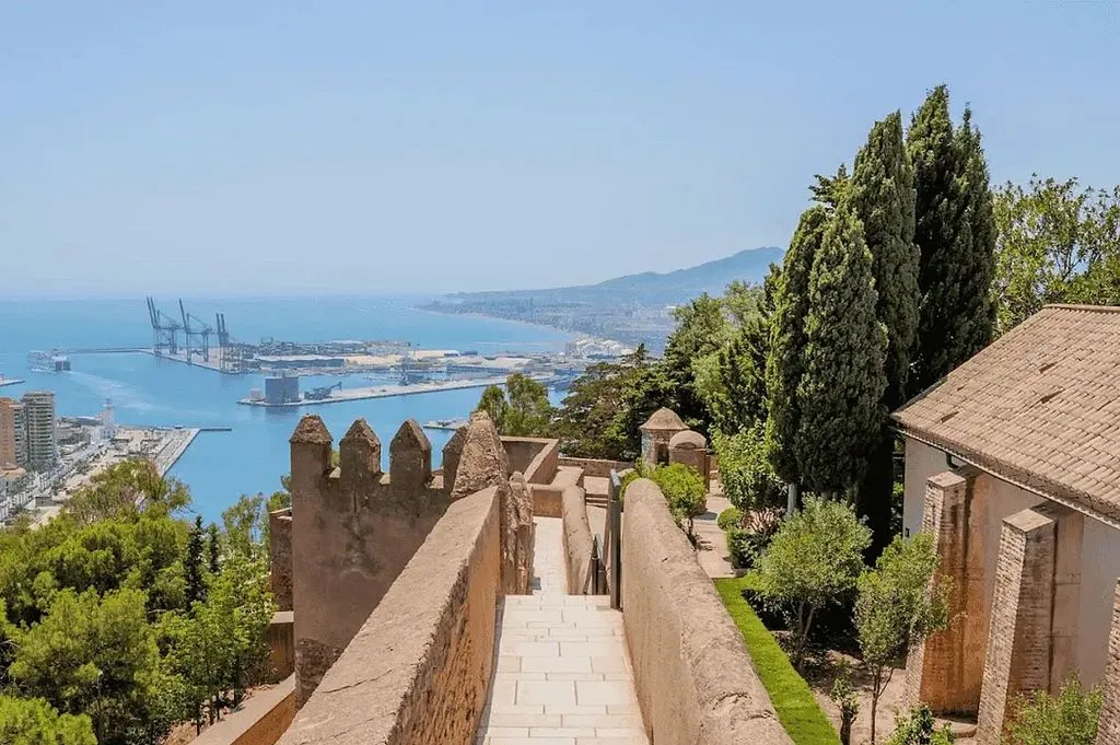 Terrazza - Duplex Penthouse with Cathedral Views in Málaga
