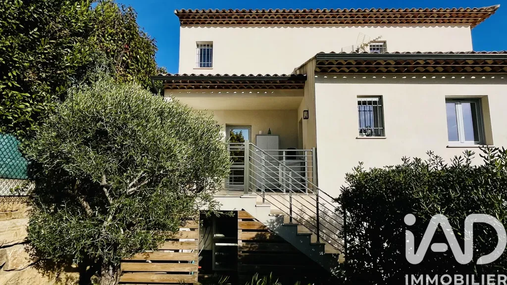 Välivaade - Contemporary Villa with Pool in Sainte-Maxime