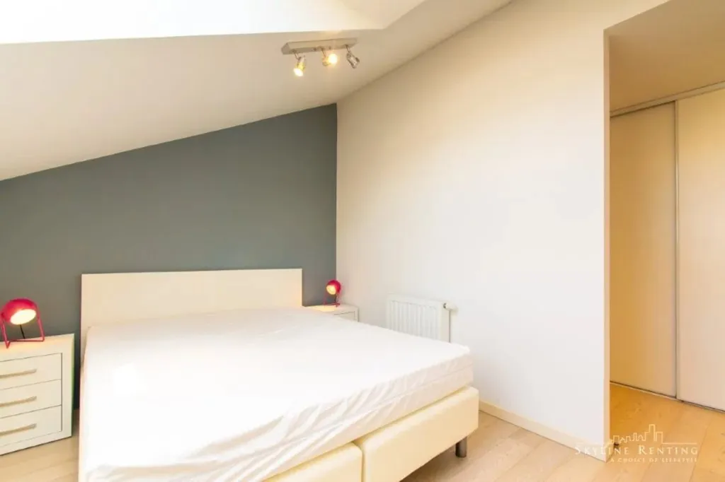 Chambres - Appartement Meublé avec Ascenseur à Ixelles