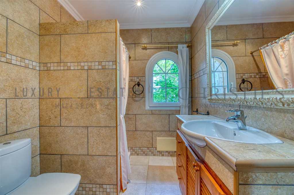 Bagni - Mediterranean Villa with Pool in Sa Torre, Mallorca