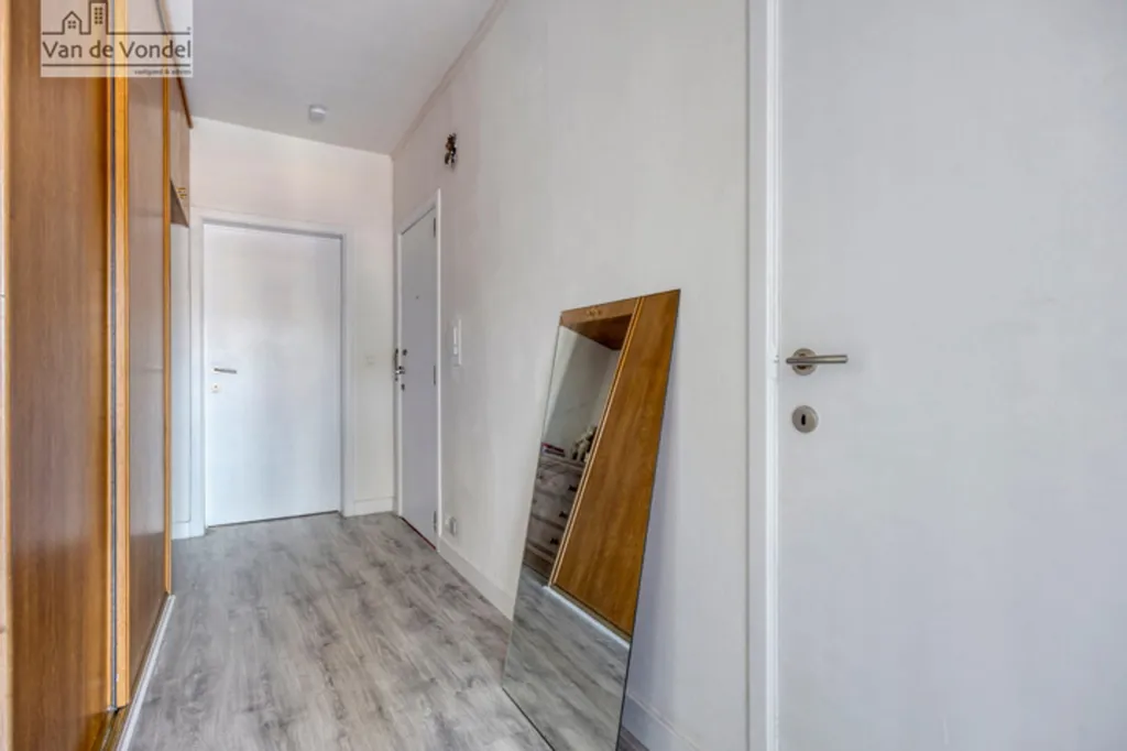 Entrée - Appartement avec Terrasse au Centre d'Erembodegem