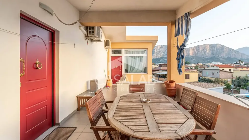 Balcon - Modernised Apartment with Sea View in Carini