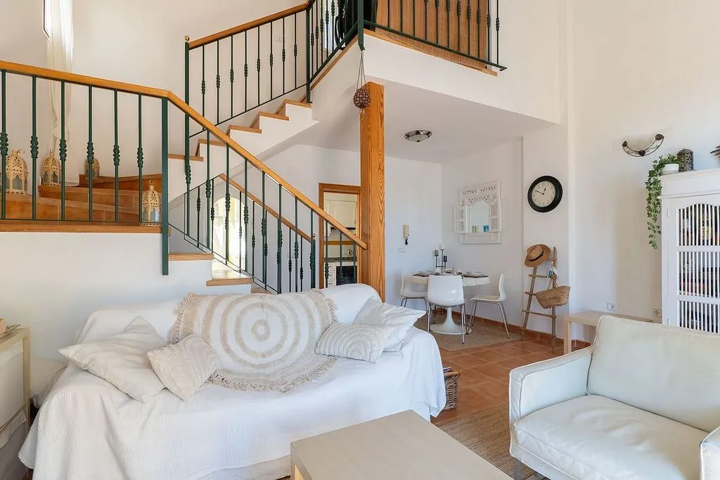 Toad - Terraced House with Pool in Mascarat