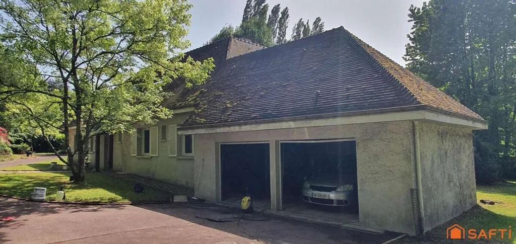 Extérieur - Maison Familiale avec Parc à Lisieux