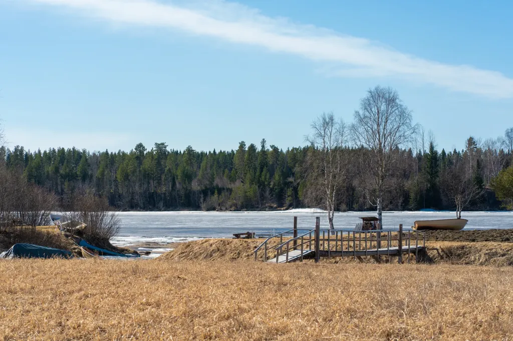 Jardin - Country House with River View in Vännfors