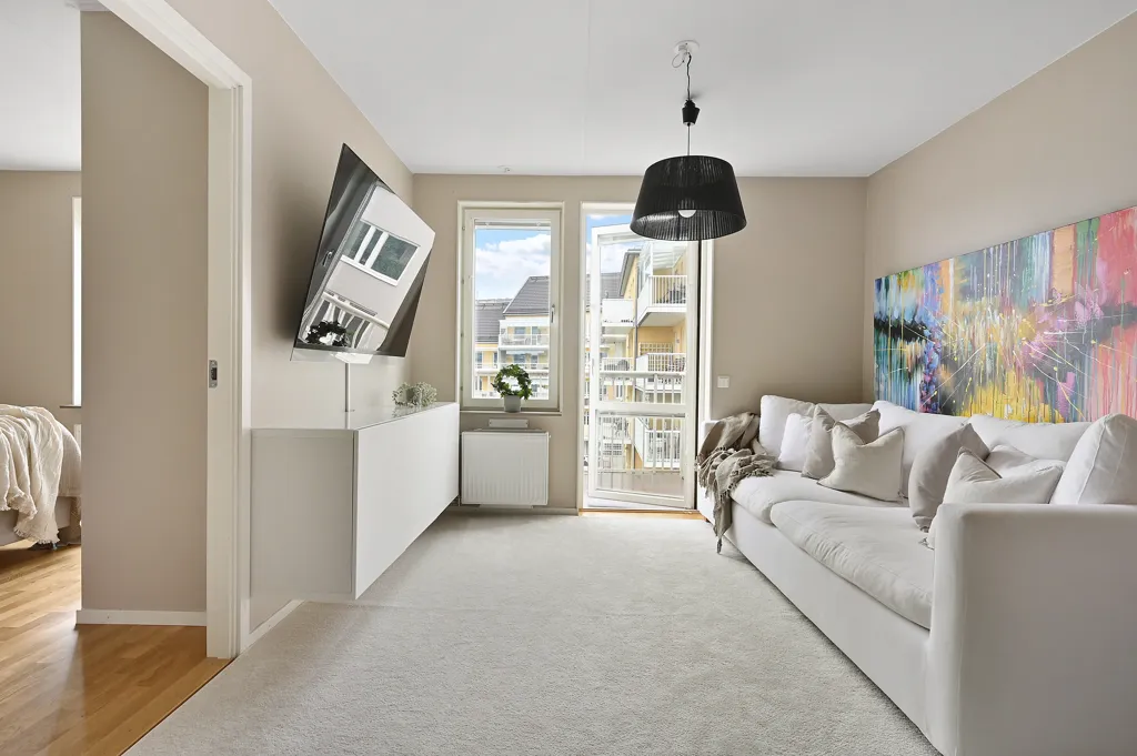 Elutuba - Modern Flat with Large Balcony in Vindmöllan