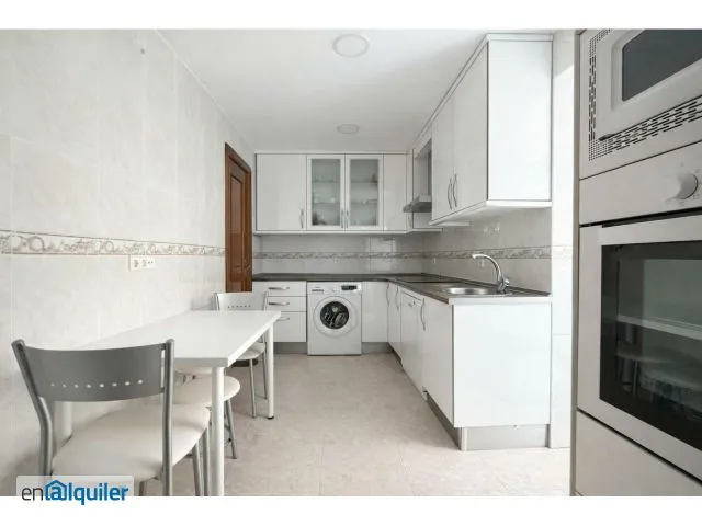 Köök - Shared Flat with Modern Decor in Latina