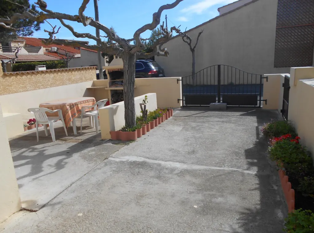 Extérieur - Villa T3 avec Terrasse et Solarium à 50m de la Plage