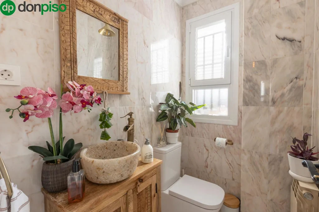 Salles de bain - Chalet with Private Pool in Calle del Abedul