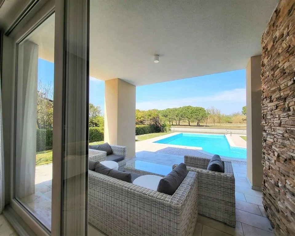 Piscine - Luxury Villa with Fiord View in Rosolina