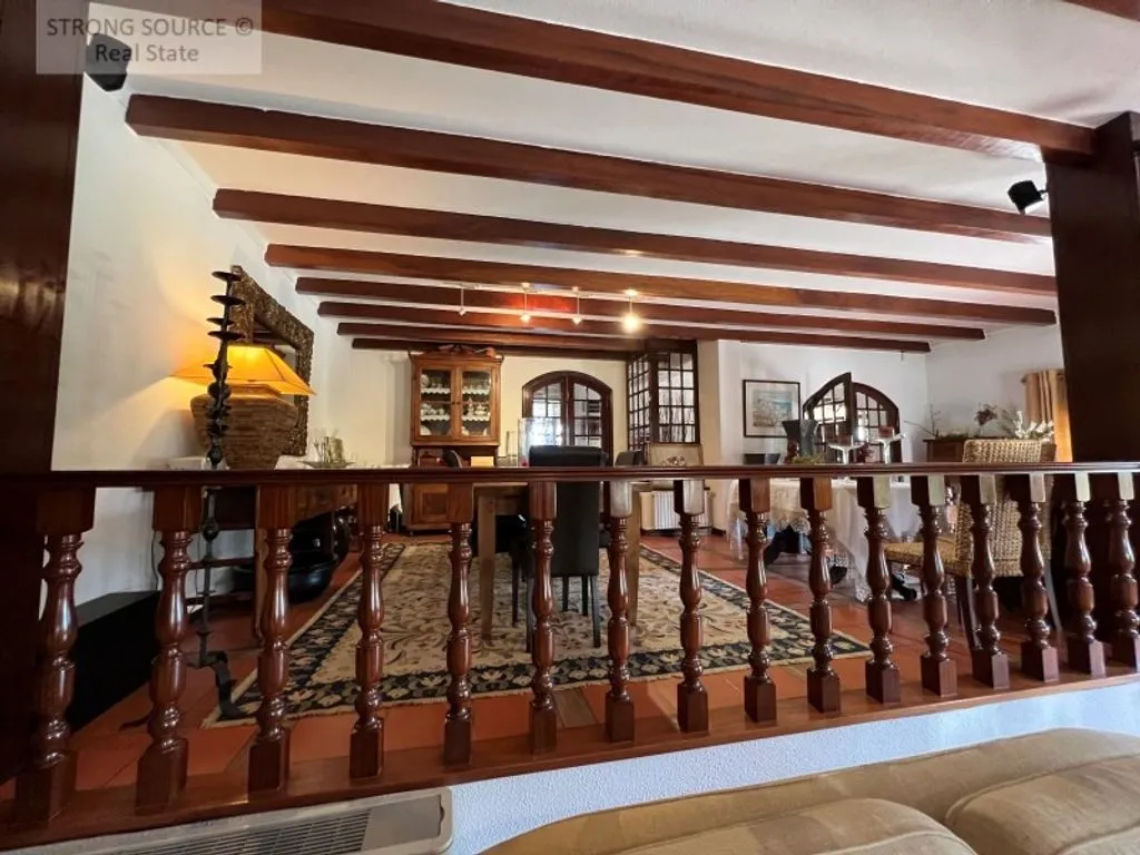 Séjour - Luxury Detached Villa with Pool in Casal das Figueiras