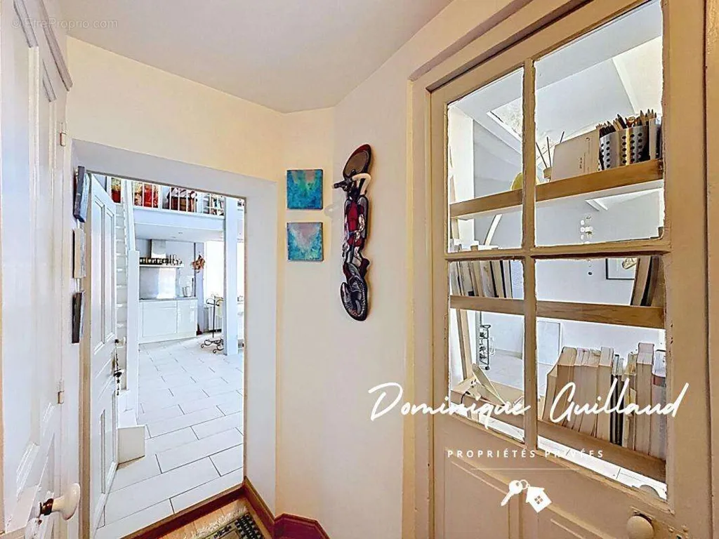 Ingresso - Duplex with Terrace near Nîmes Arènes
