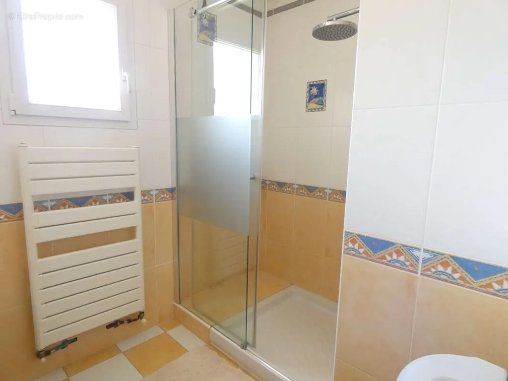 Vannitoad - Renovated House with Pool in Saint Chaptes