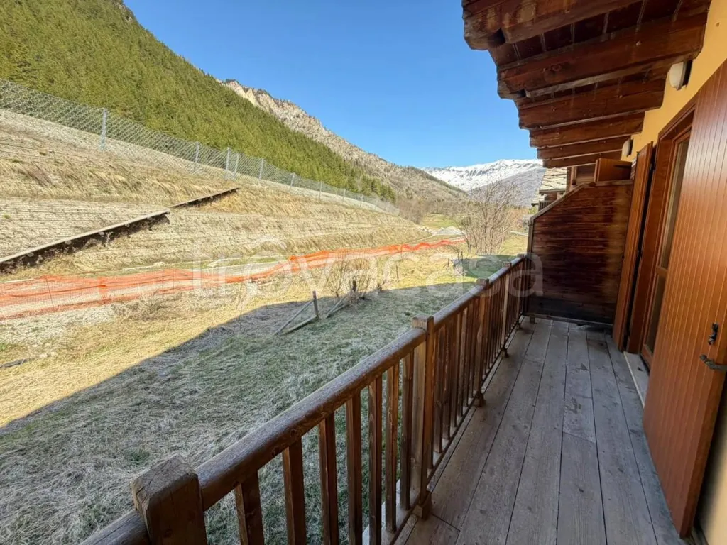 Rõdu - Apartment with Balcony in Bardonecchia