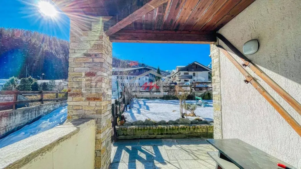 Balcon - Rear-Facing Apartment with Garden in Bardonecchia