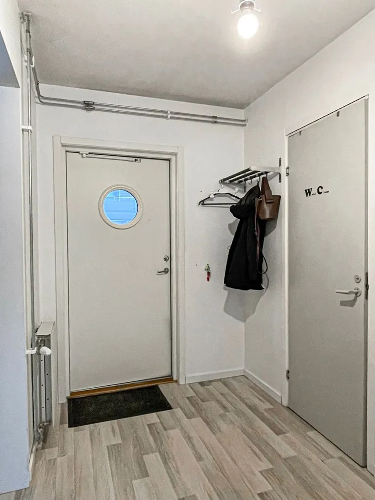 Esik - Apartment with Central Location in Anderstorp