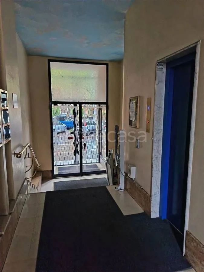 Entrée - Panoramic Apartment with Balcony in Crocetta, Turin