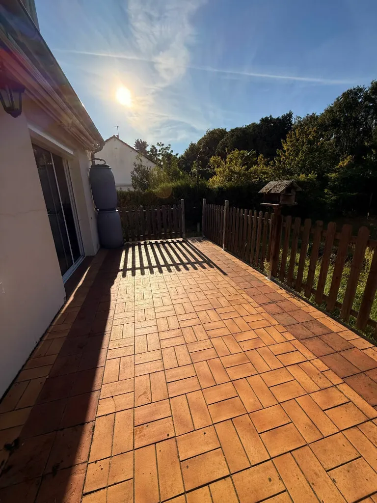Terrace - Charming House with Garden near La Flèche