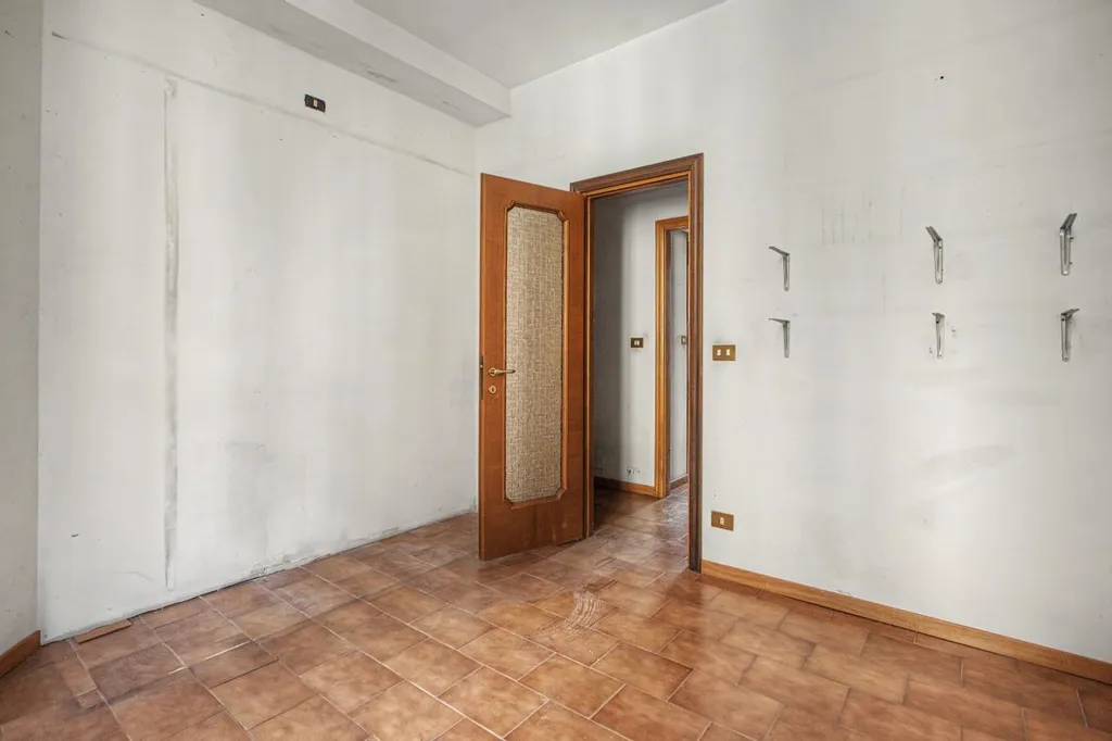Toad - Twin-Storey Apartment with Ascender in Milan