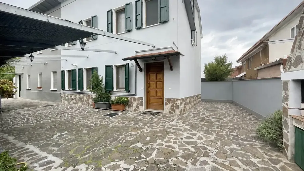 Jardin - Elegant Semi-detached House in Borgo Virgilio